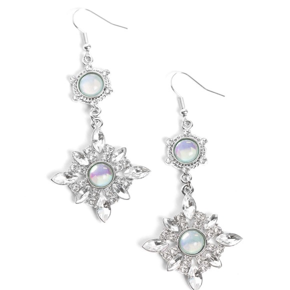 Necklace earrings and ring - Picture 3 of 4